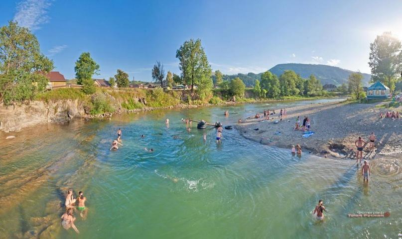 Старе Подвір'Я Verkhovyna Esterno foto
